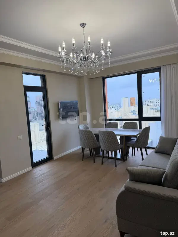 Kirayə verilir 3 otaqlı yeni tikili 80 m²