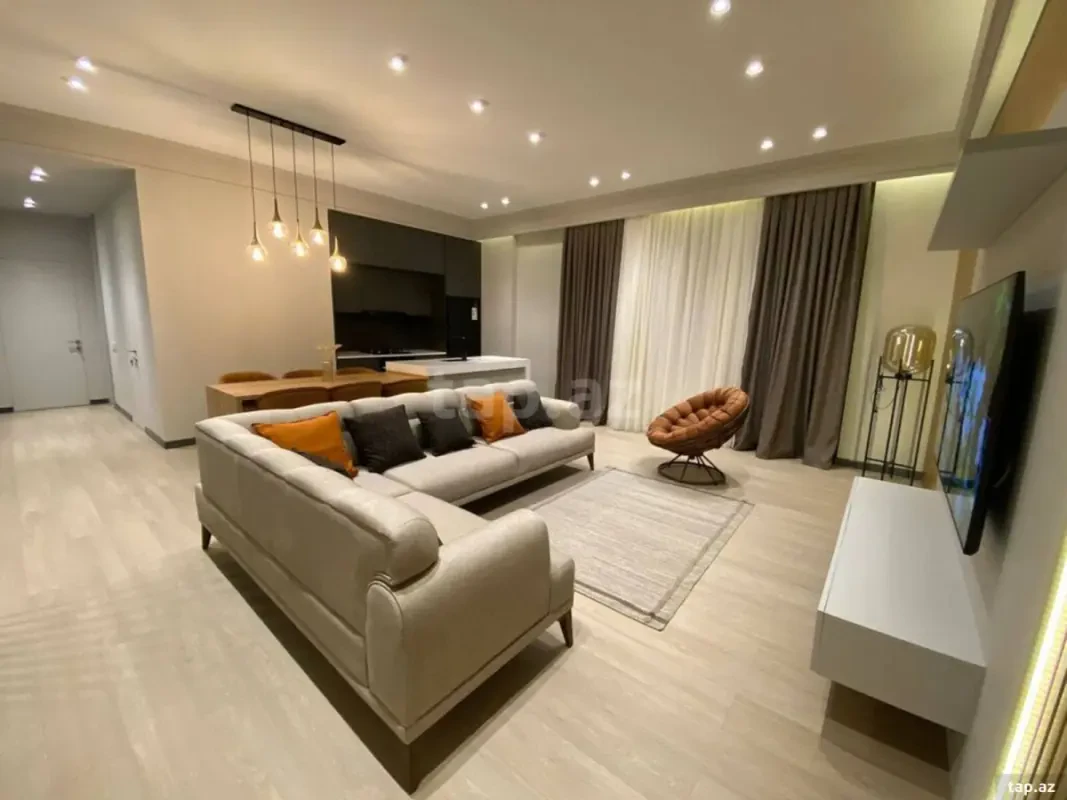 Kirayə verilir 3 otaqlı yeni tikili 110 m²