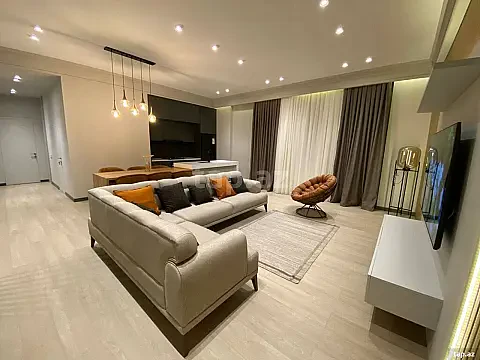Kirayə verilir 3 otaqlı yeni tikili 110 m² — Bakı 3 otaq 110.00 m²