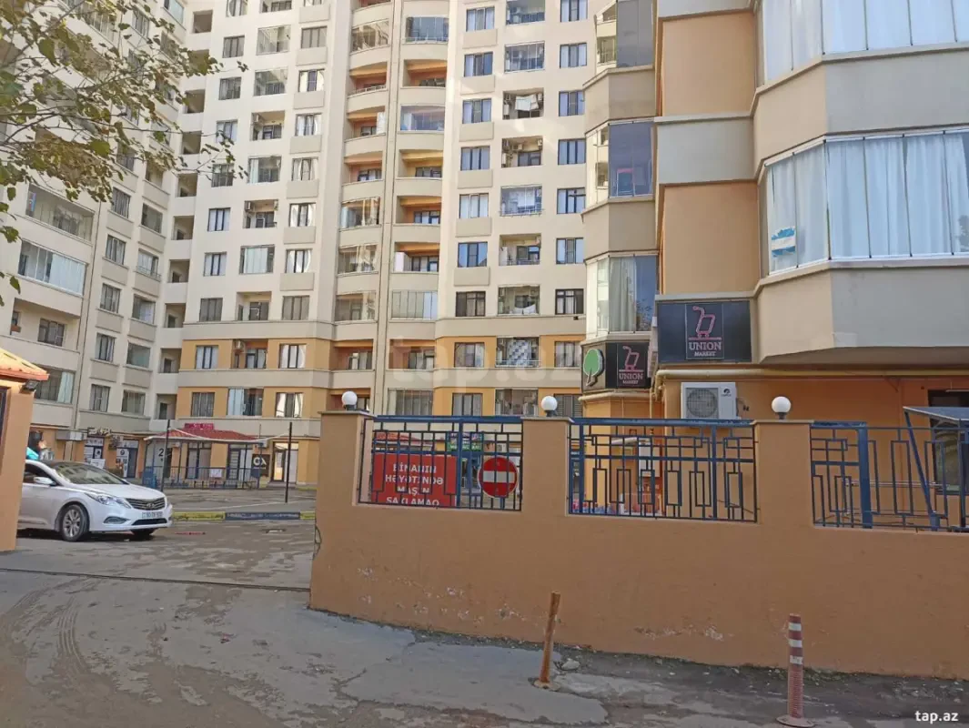 Kirayə verilir 3 otaqlı yeni tikili 120 m²