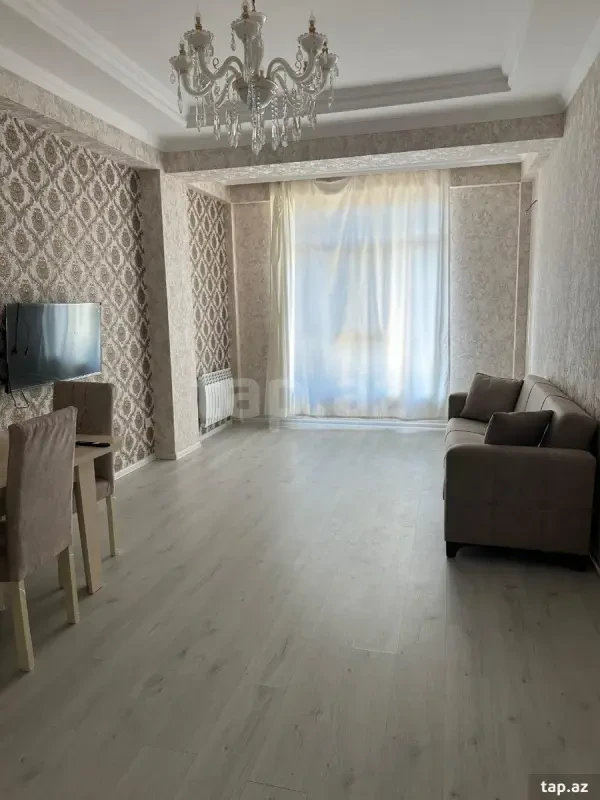 Kirayə verilir 2 otaqlı yeni tikili 90 m²