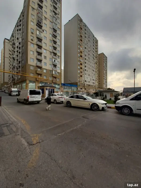 Kirayə verilir 2 otaqlı yeni tikili 41 m²