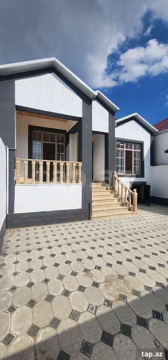Satılır 3 otaqlı həyət evi 100 m²
