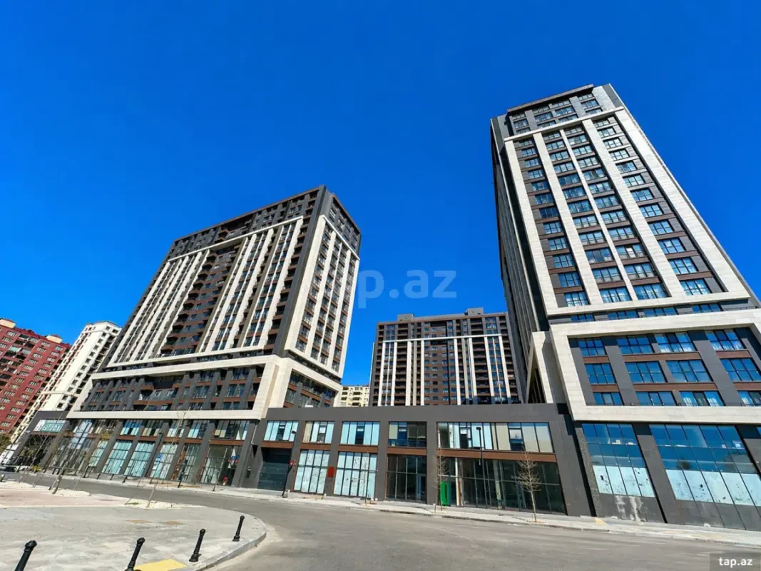 Satılır 3 otaqlı yeni tikili 127 m²