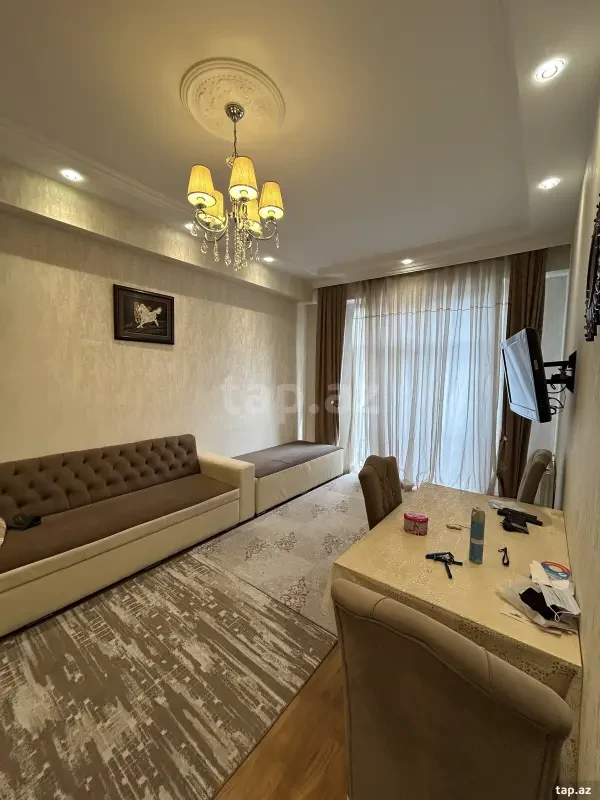 Satılır 1 otaqlı yeni tikili 50 m²