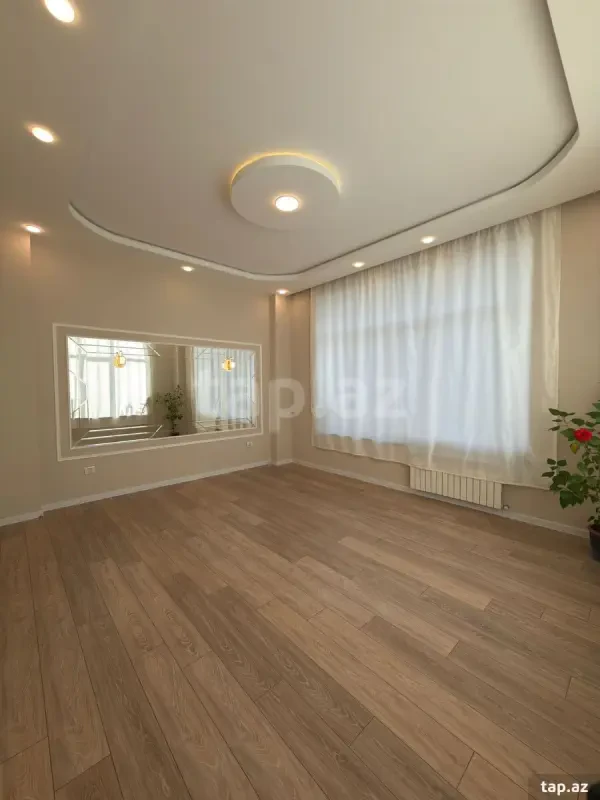Satılır 2 otaqlı yeni tikili 82 m²