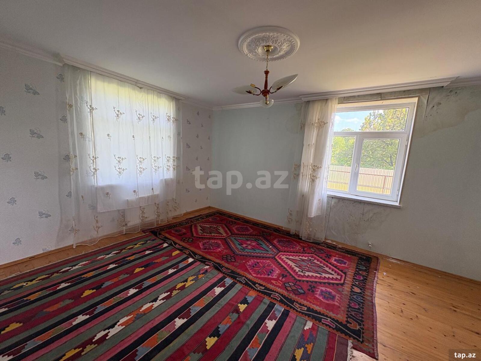 Kirayə verilir 3 otaqlı həyət evi 100 m²