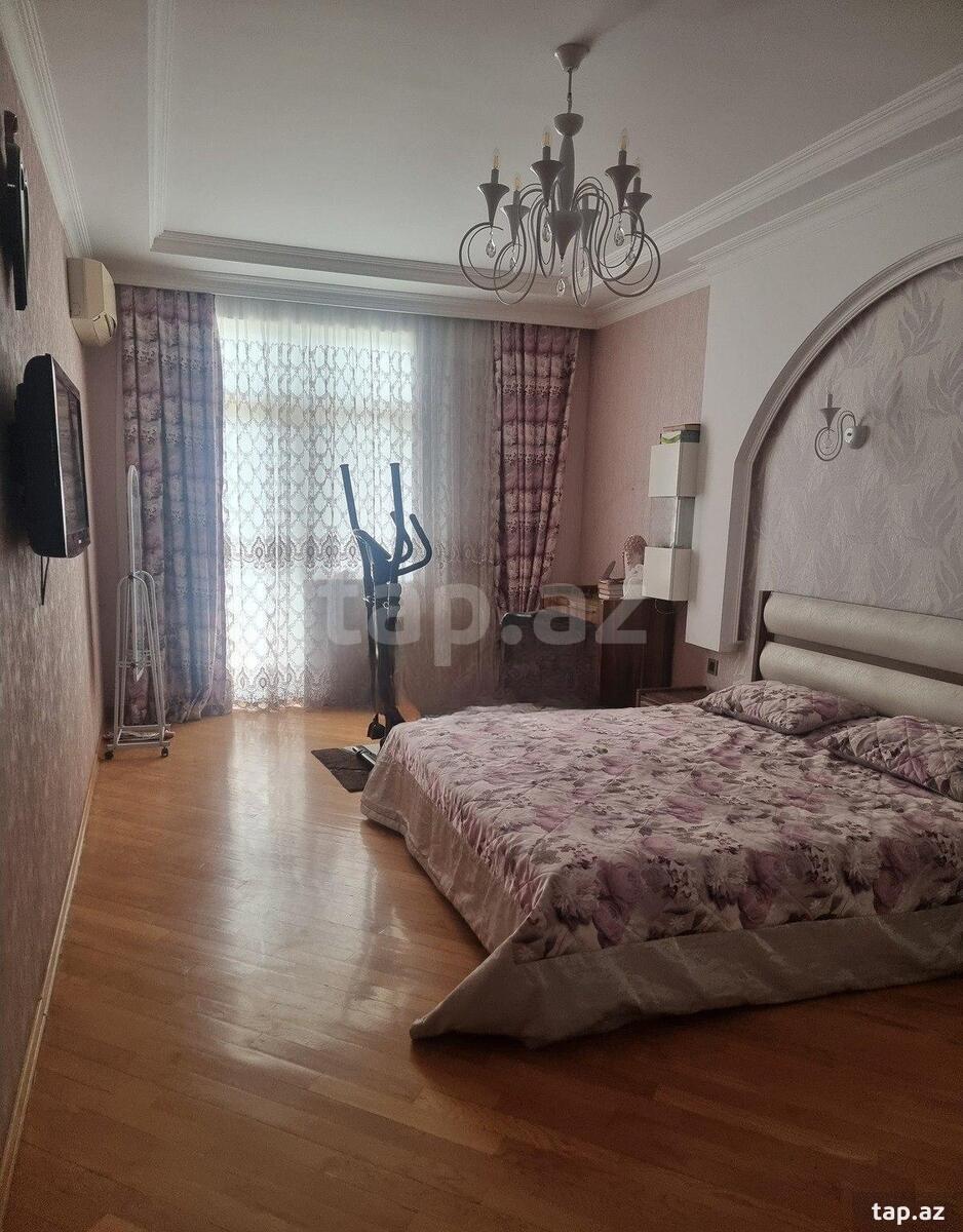 Satılır 4 otaqlı yeni tikili 180 m²
