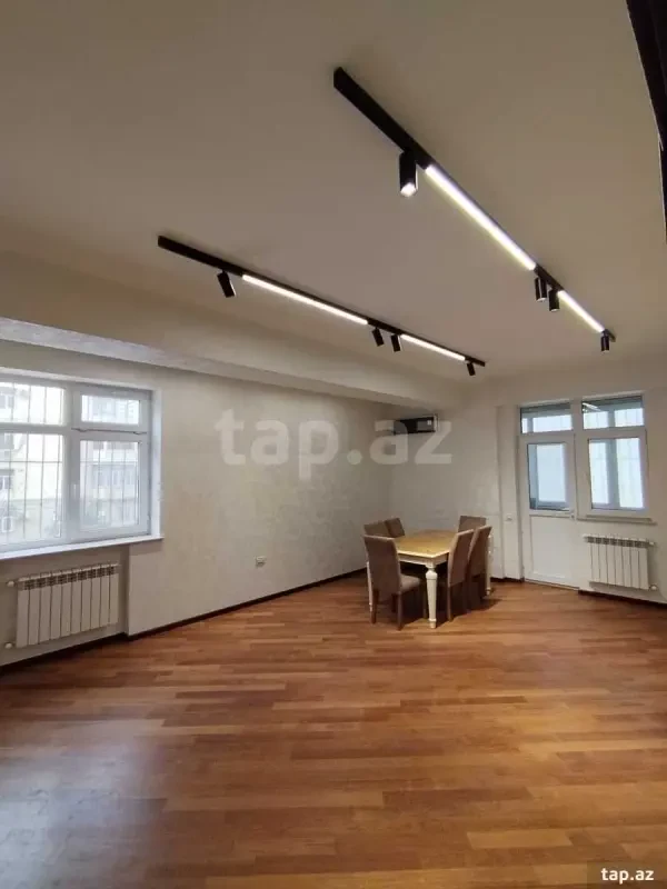 Satılır 3 otaqlı yeni tikili 129 m²