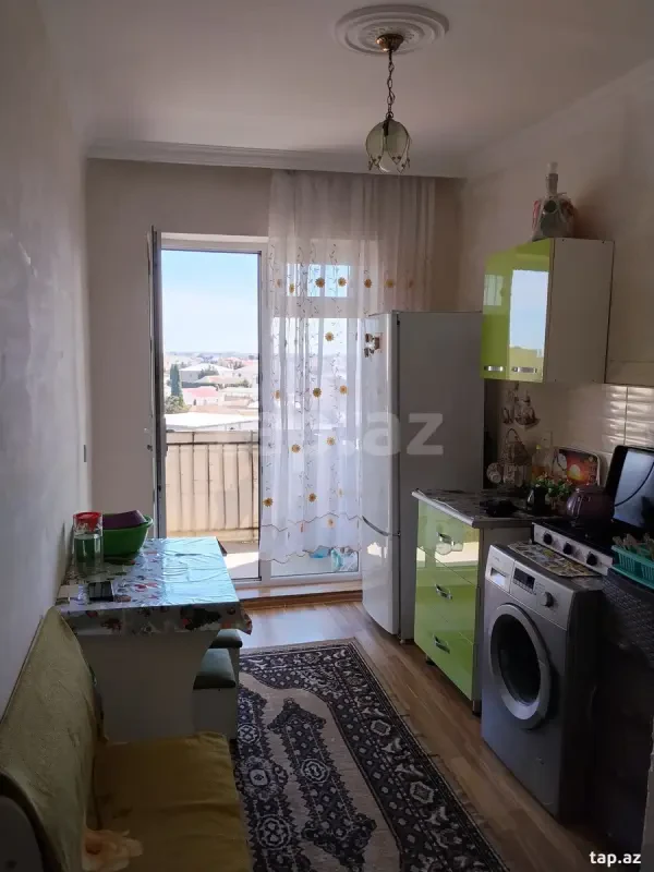 Satılır 2 otaqlı mənzil 49 m²