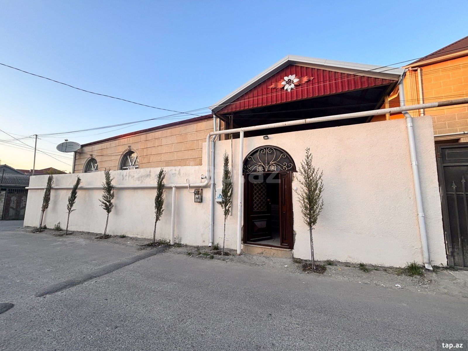 Satılır 7 otaqlı həyət evi 226 m²
