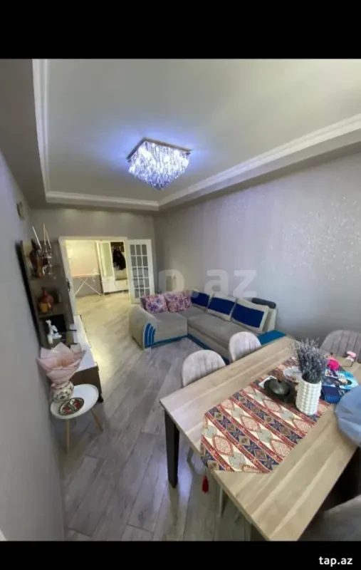 Satılır 3 otaqlı yeni tikili 74 m²