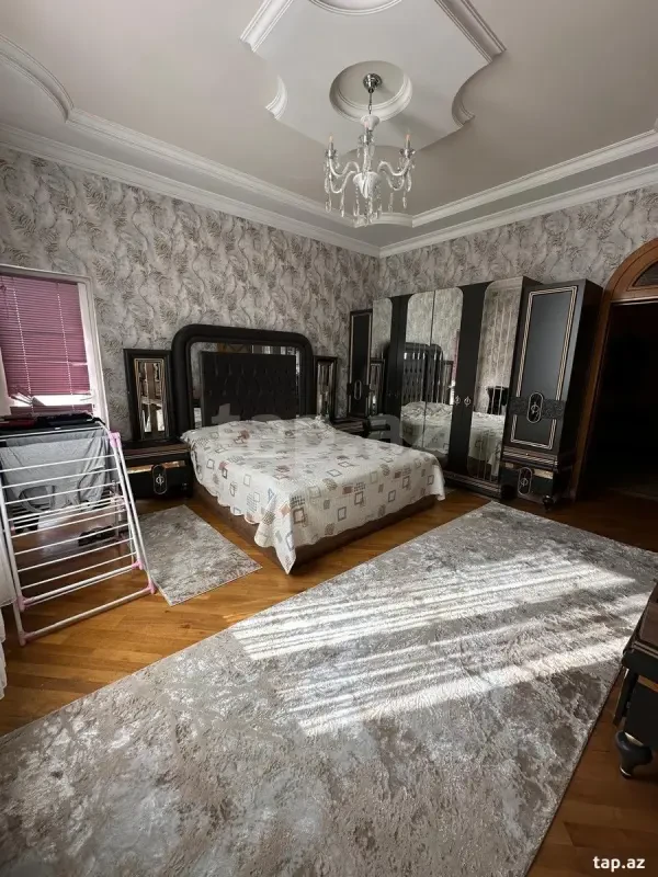 Satılır 6 otaqlı yeni tikili 230 m²