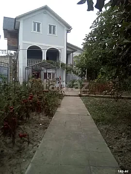 Satılır 5 otaqlı həyət evi 300 m² — Xaçmaz 5 otaq 300.00 m²