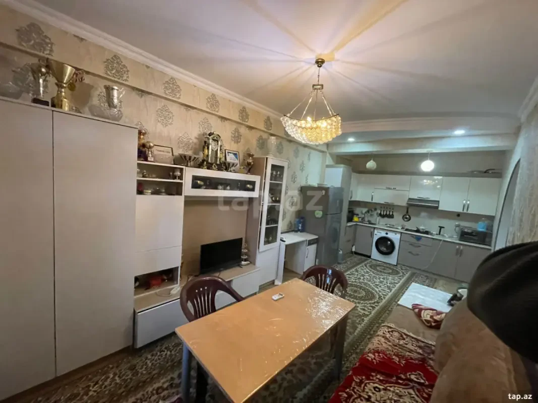 Satılır 3 otaqlı yeni tikili 70 m²