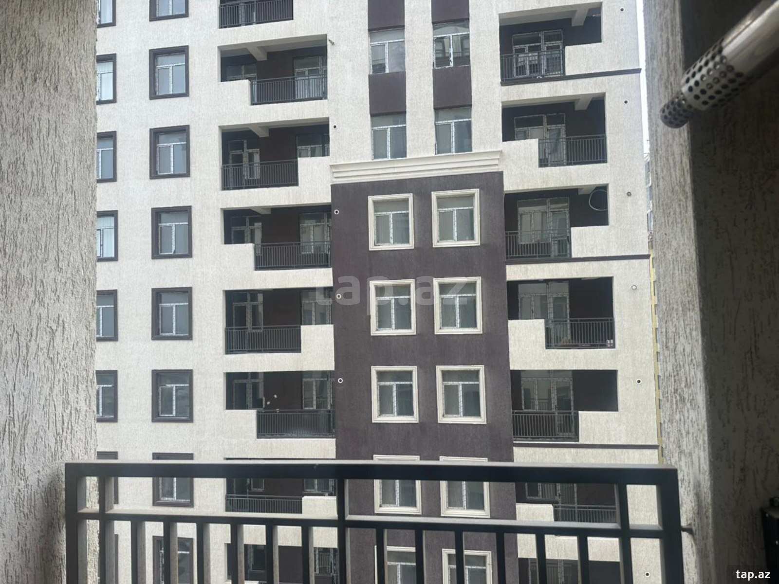 Kirayə verilir 2 otaqlı yeni tikili 64 m²