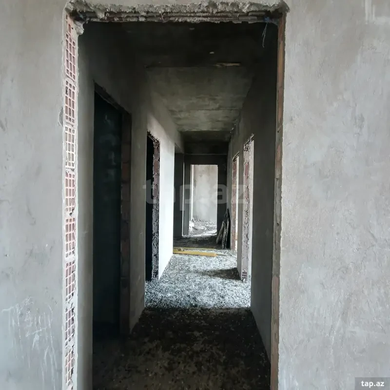 Satılır 3 otaqlı yeni tikili 92 m²