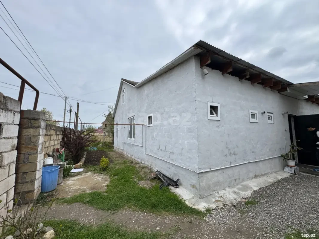 Satılır 3 otaqlı həyət evi 80 m²