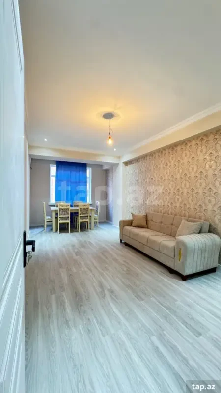 Satılır 2 otaqlı yeni tikili 61 m²