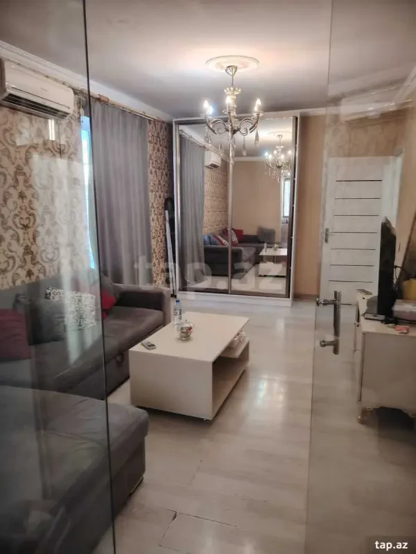 Kirayə verilir 2 otaqlı mənzil 40 m²