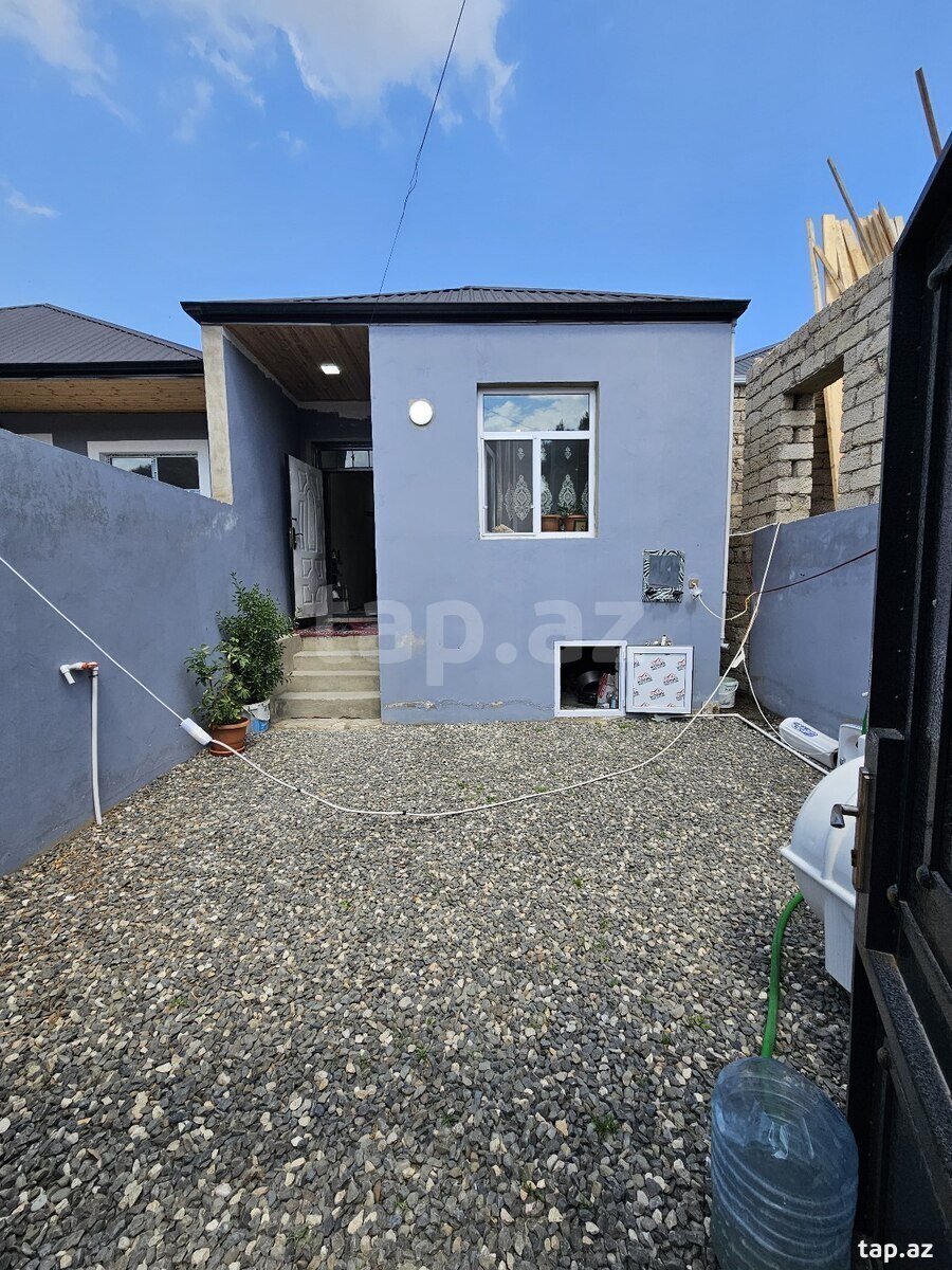 Satılır 2 otaqlı həyət evi 60 m²