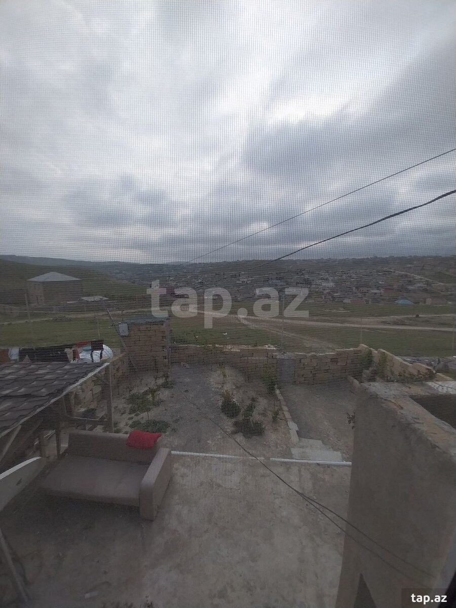 Satılır 3 otaqlı həyət evi 90 m²