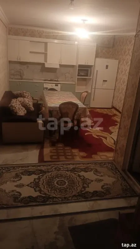 Kirayə verilir 2 otaqlı həyət evi 60 m²