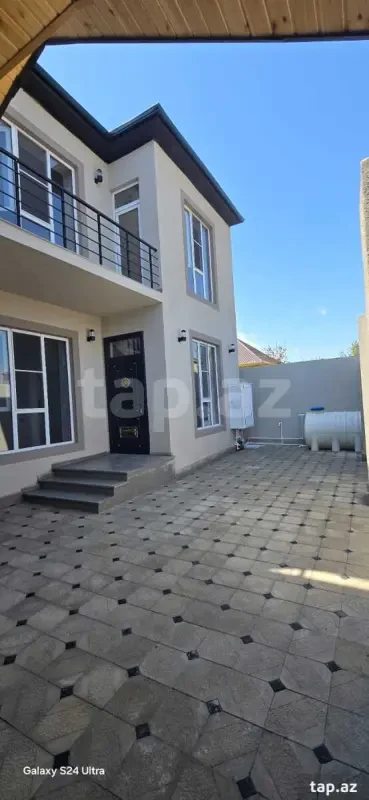 Satılır 4 otaqlı həyət evi 140 m²