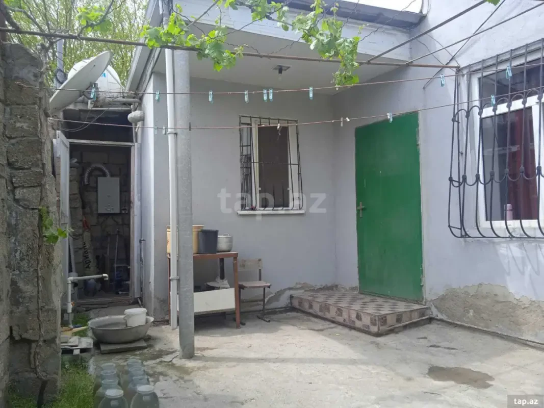 Satılır 3 otaqlı həyət evi 60 m²