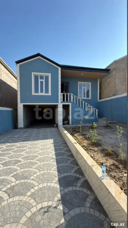 Satılır 3 otaqlı həyət evi 100 m²