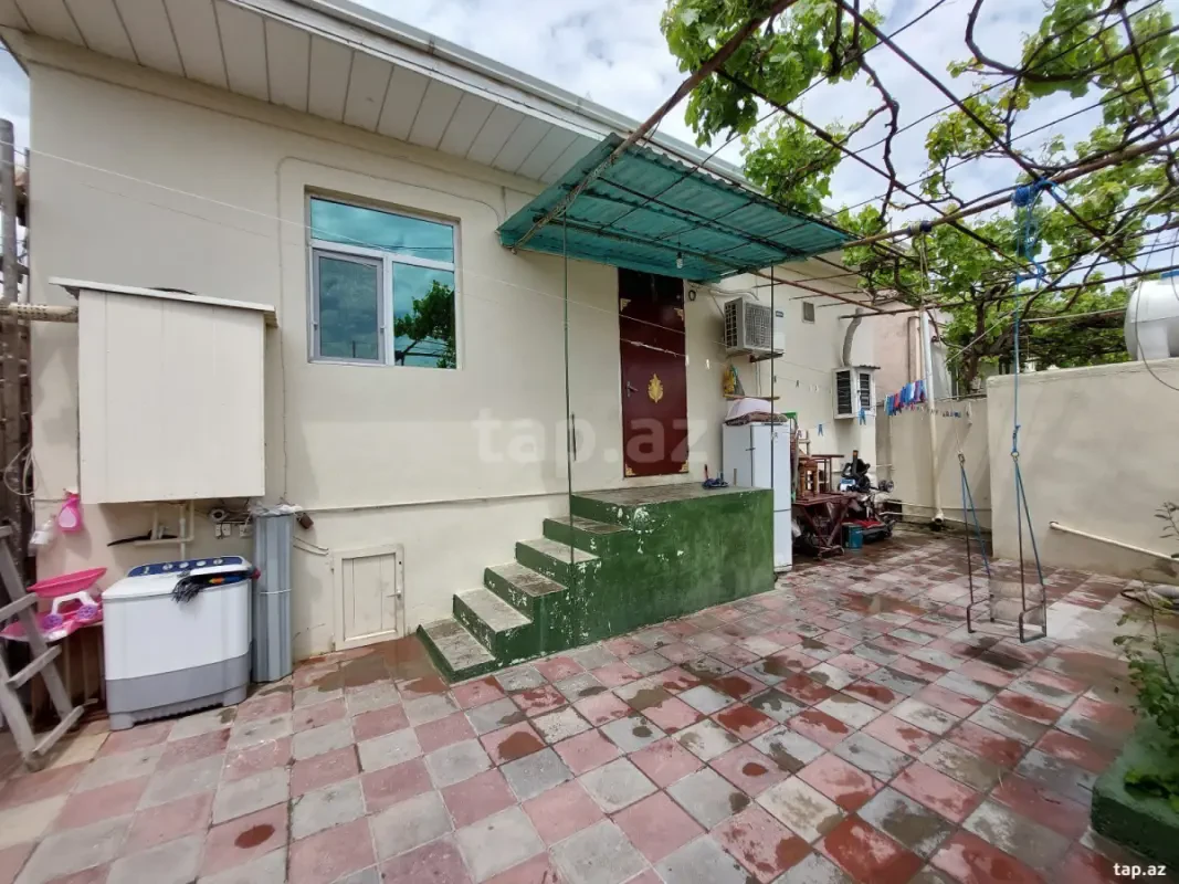 Satılır 3 otaqlı həyət evi 150 m²