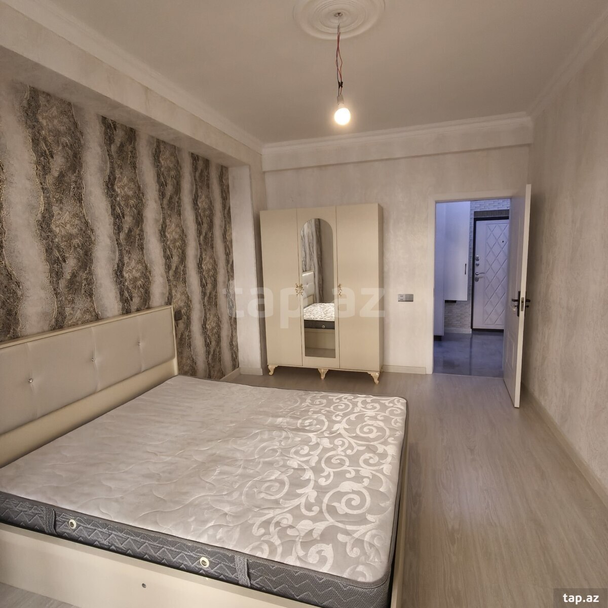 Kirayə verilir 2 otaqlı yeni tikili 62 m²