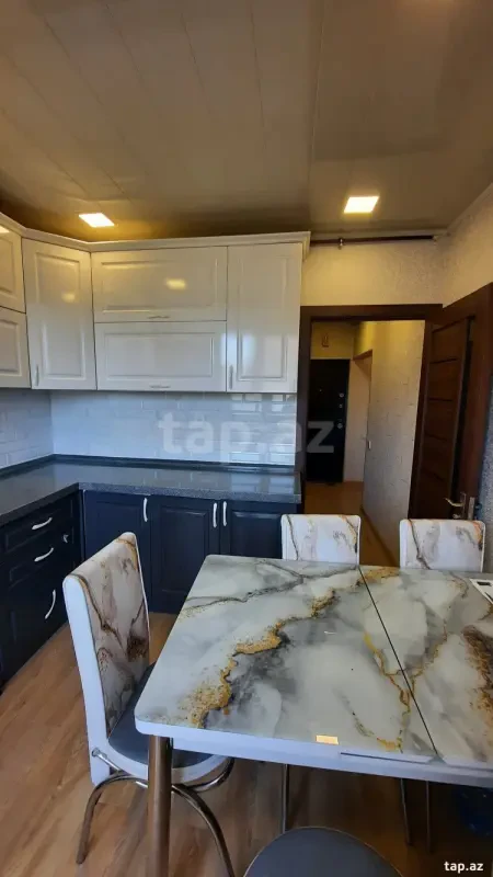 Satılır 2 otaqlı mənzil 64 m²