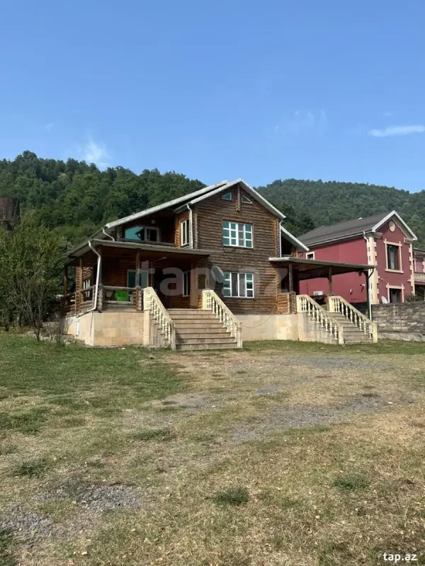 Kirayə verilir 5 otaqlı həyət evi 125 m²