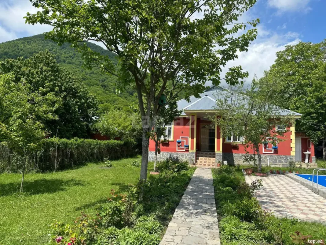 Kirayə verilir 4 otaqlı həyət evi 122 m²