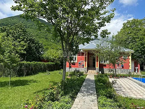 Kirayə verilir 4 otaqlı həyət evi 122 m² — Qəbələ 4 otaq 122.00 m²