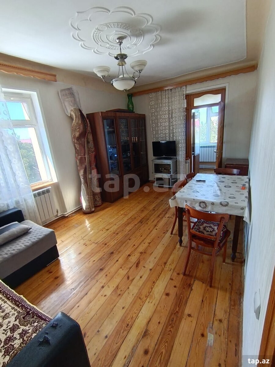 Kirayə verilir 2 otaqlı mənzil 42 m²