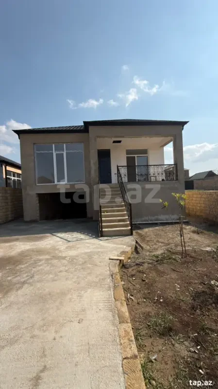 Satılır 4 otaqlı həyət evi 150 m²