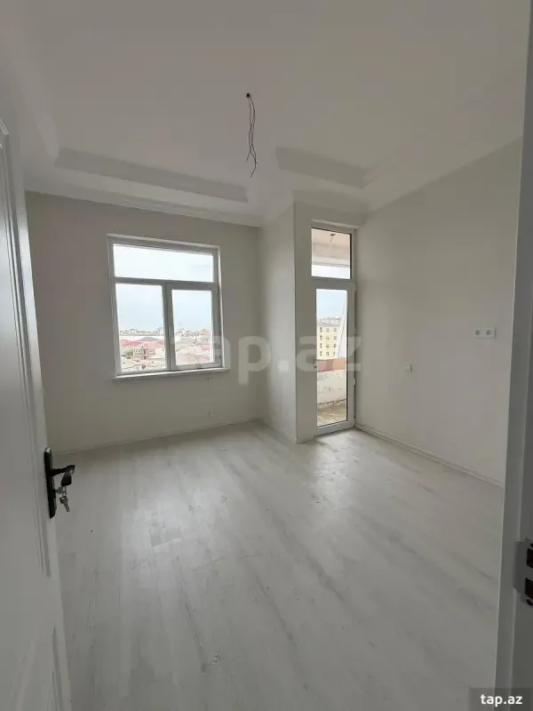Satılır 3 otaqlı yeni tikili 71 m²