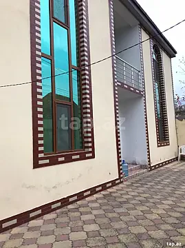 Satılır 6 otaqlı həyət evi 200 m² — Şəki 6 otaq 200.00 m²