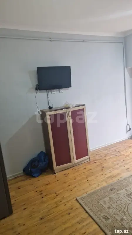 Kirayə verilir 2 otaqlı həyət evi 85 m²