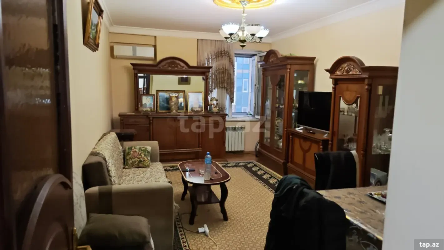 Satılır 2 otaqlı yeni tikili 75 m²