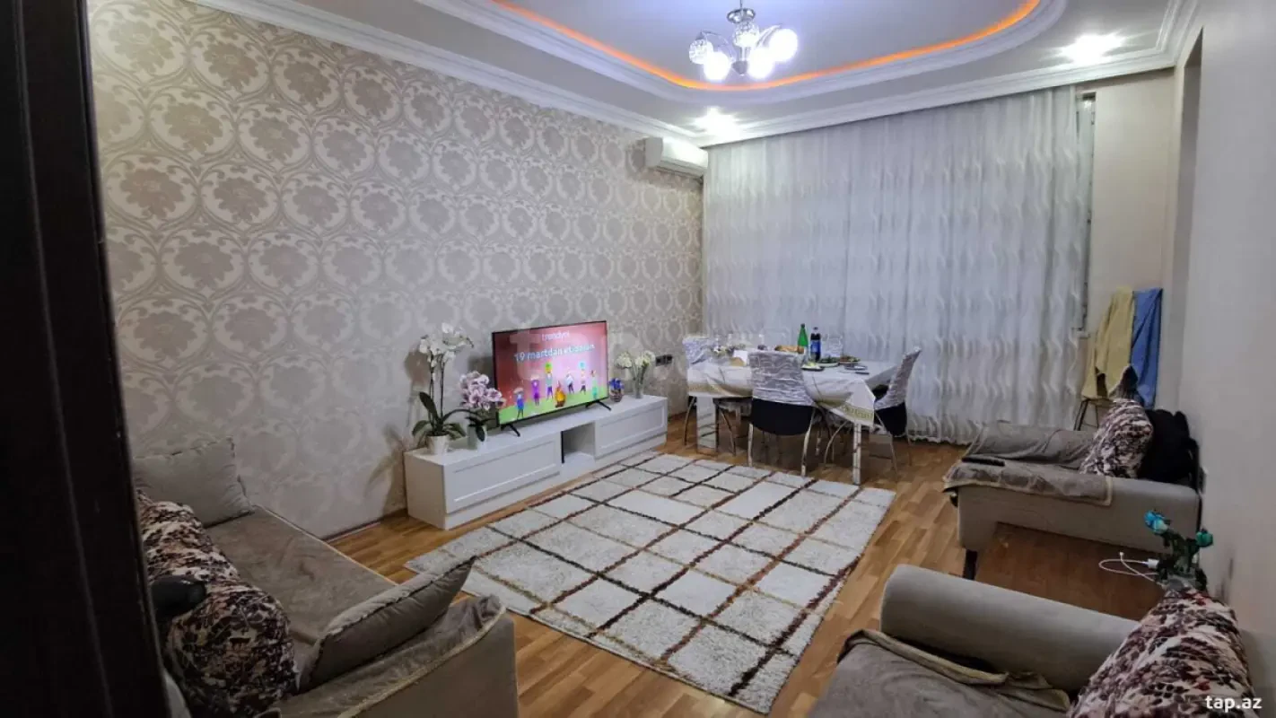 Satılır 3 otaqlı yeni tikili 85 m²