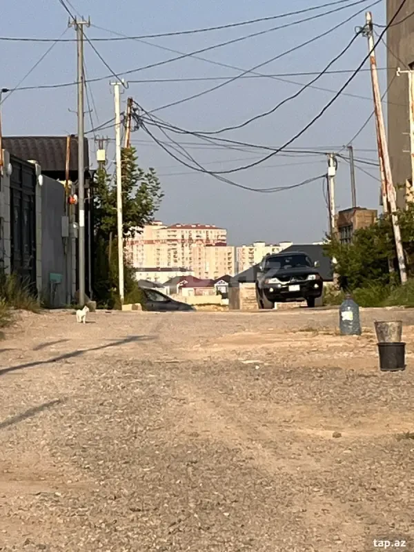 Satılır 3 otaqlı həyət evi 400 m²