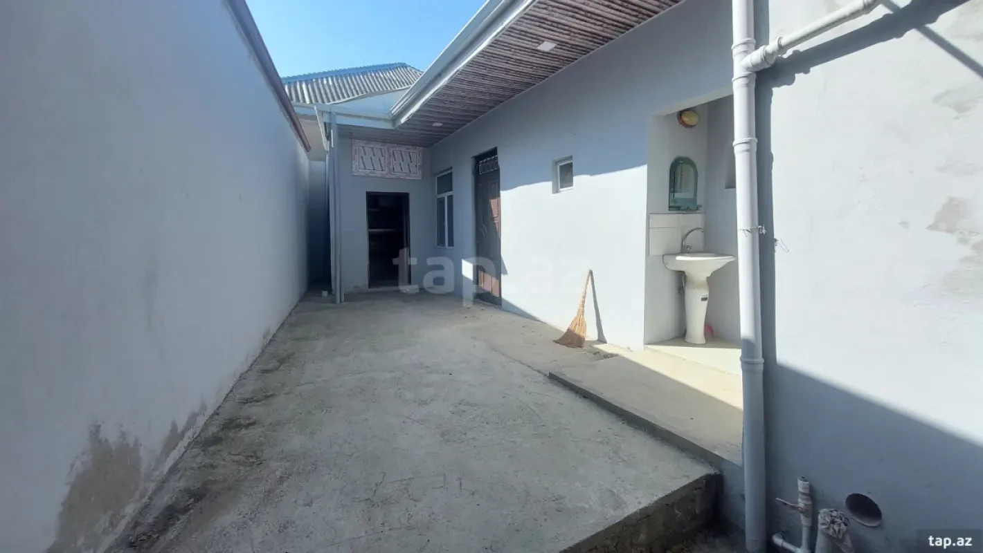 Satılır 3 otaqlı həyət evi 80 m²