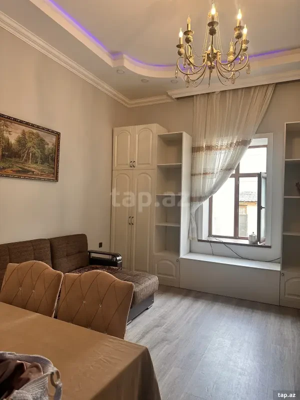 Kirayə verilir 2 otaqlı mənzil 45 m²
