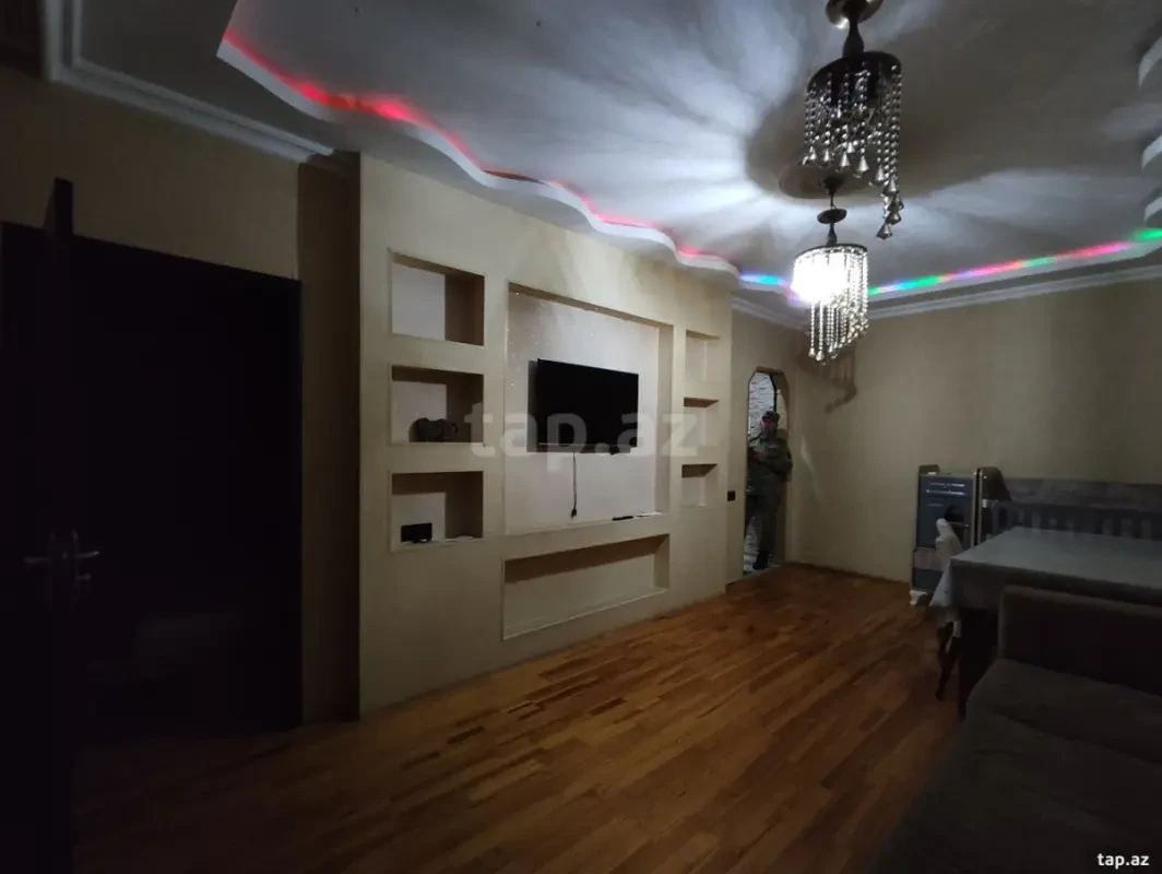 Kirayə verilir 2 otaqlı yeni tikili 52 m²
