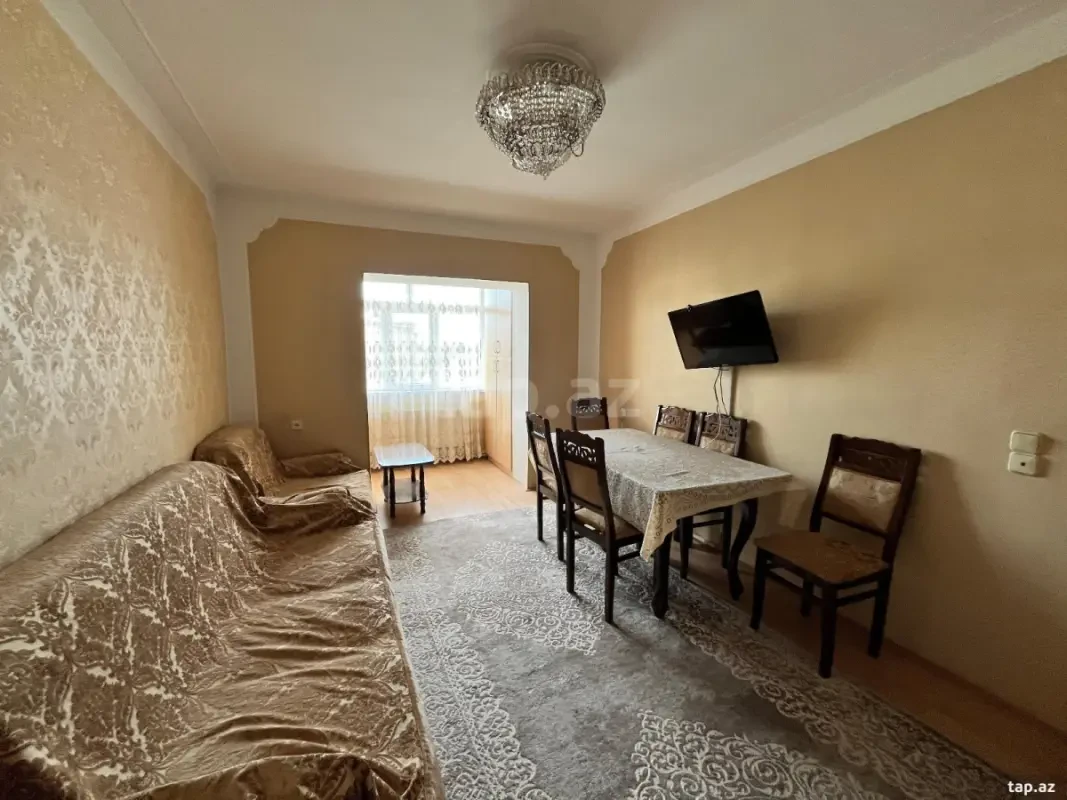 Kirayə verilir 2 otaqlı mənzil 60 m²