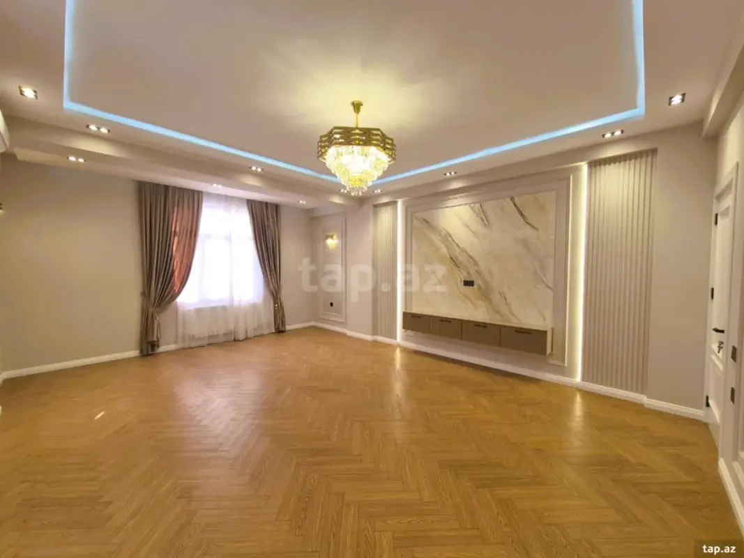Satılır 3 otaqlı yeni tikili 131 m²