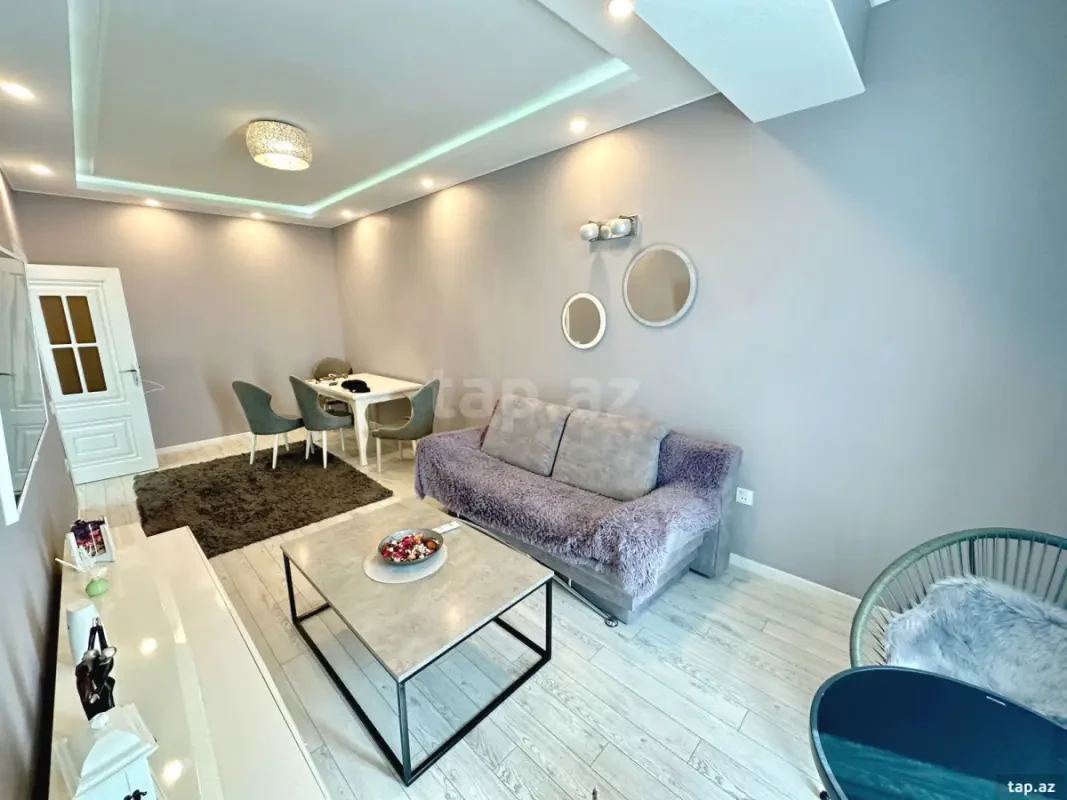 Kirayə verilir 2 otaqlı yeni tikili 60 m²